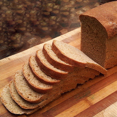 whole-wheat-bread-lluvia
